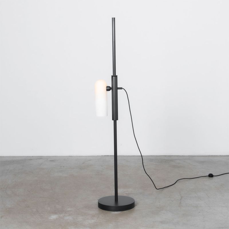 Schwung Odyssey 1 Black Gunmetal Floor Lamp